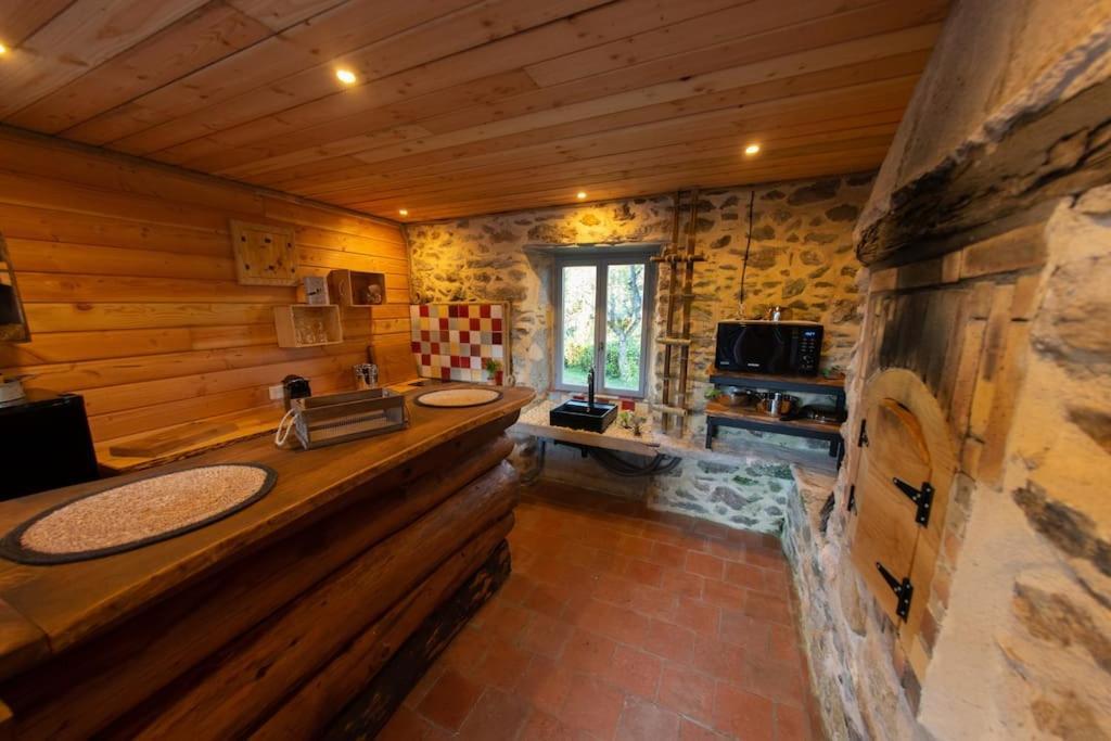 La Cabane Des Colibris Rieupeyroux  外观 照片
