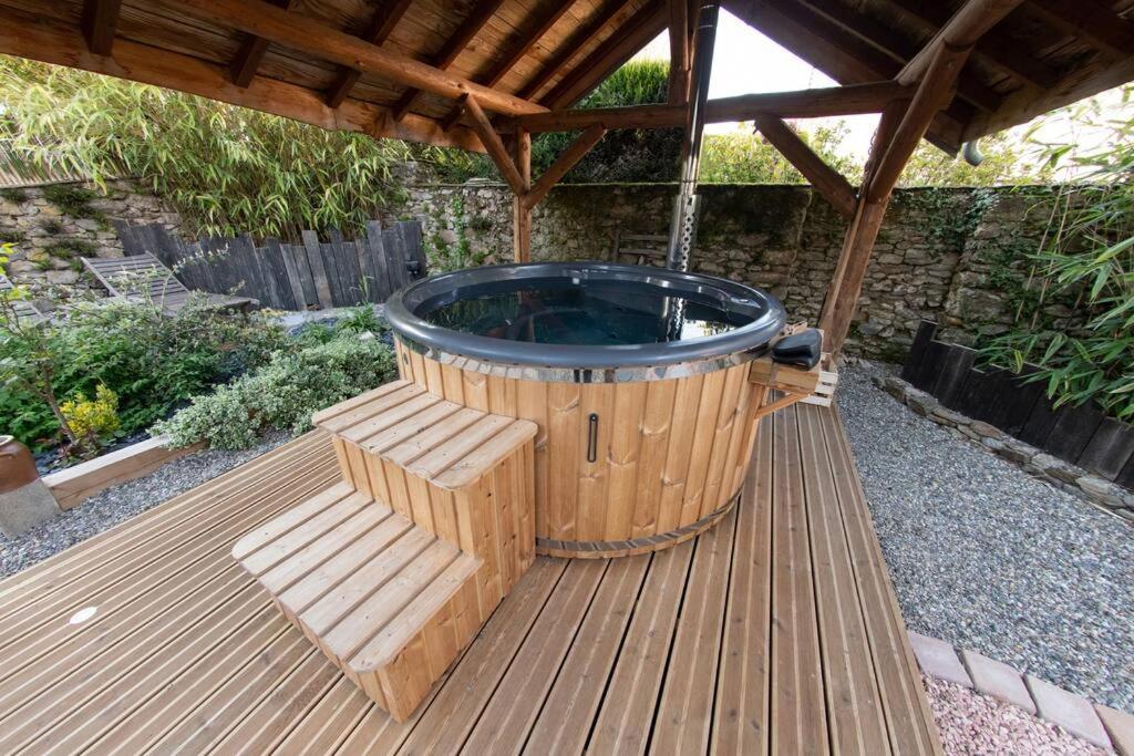 La Cabane Des Colibris Rieupeyroux  外观 照片